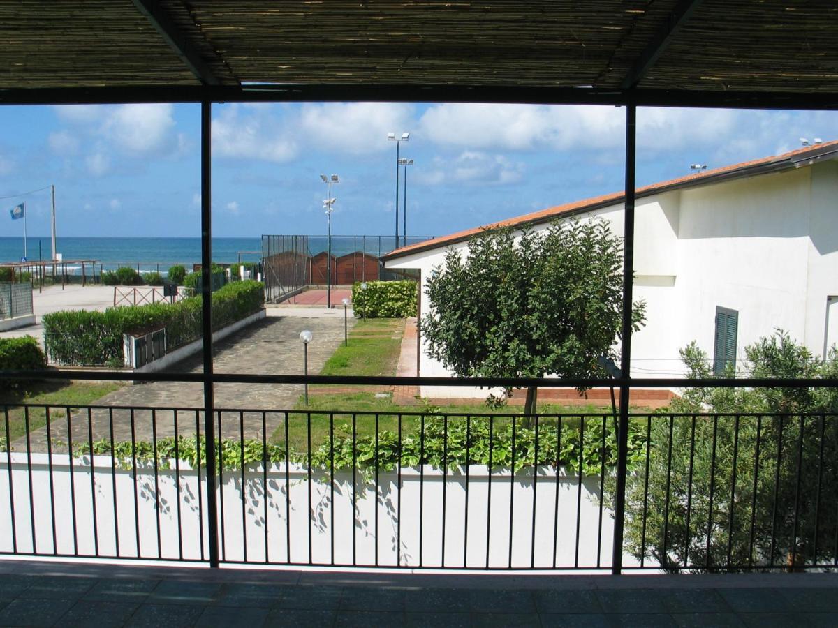 Villa Marisa Paestum Exterior foto